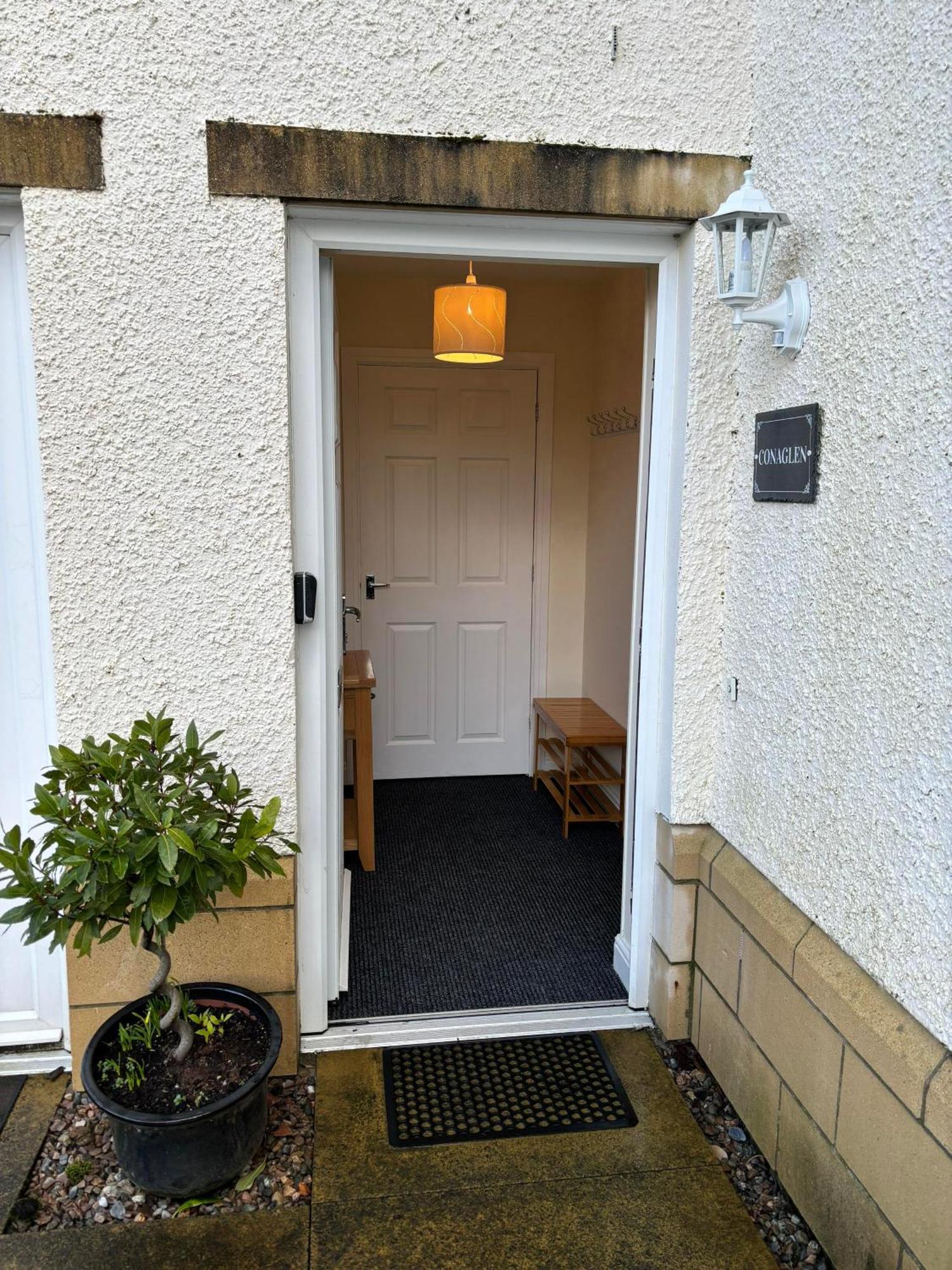 Conaglen, Glenloch View, Fort William 2-Bedroom Loch Side Flat מראה חיצוני תמונה